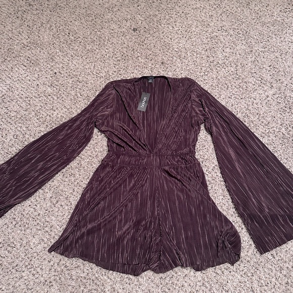 Romper - Picture 1 of 1